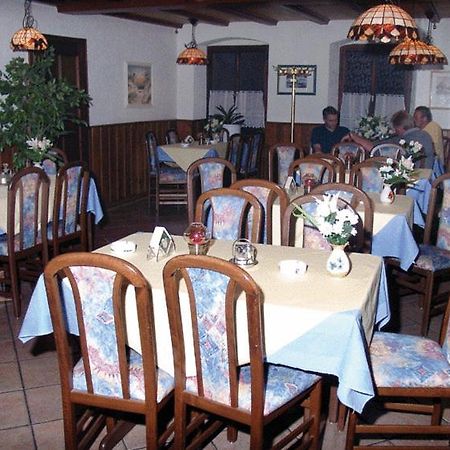 杜瑞库尼格酒店 Neckarbischofsheim 外观 照片